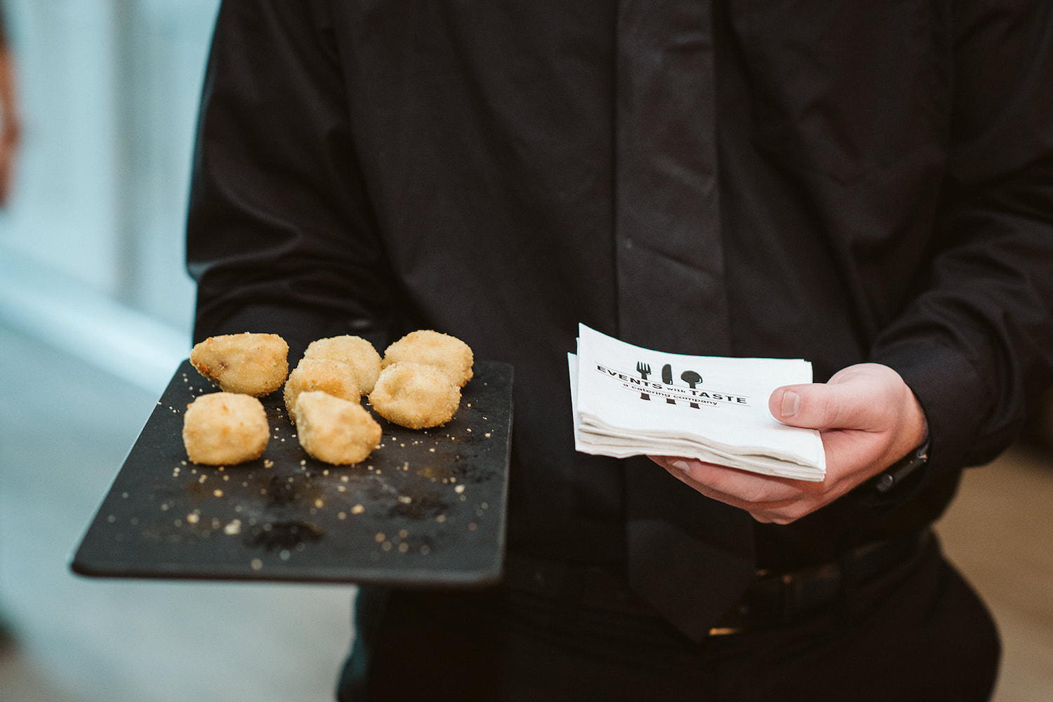 Chattanooga wedding photographer favorite Events with Taste catering serves small appetizers with napkins