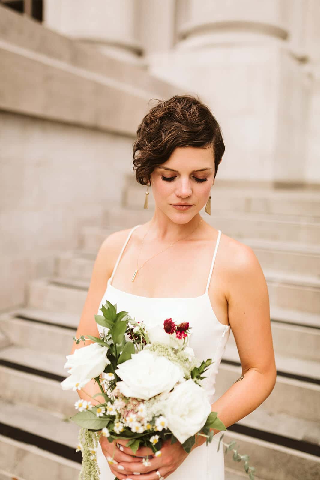 Couture Courthouse Portland Wedding with a Dash of Donuts | Wedding updo, Courthouse  wedding, Stylish wedding