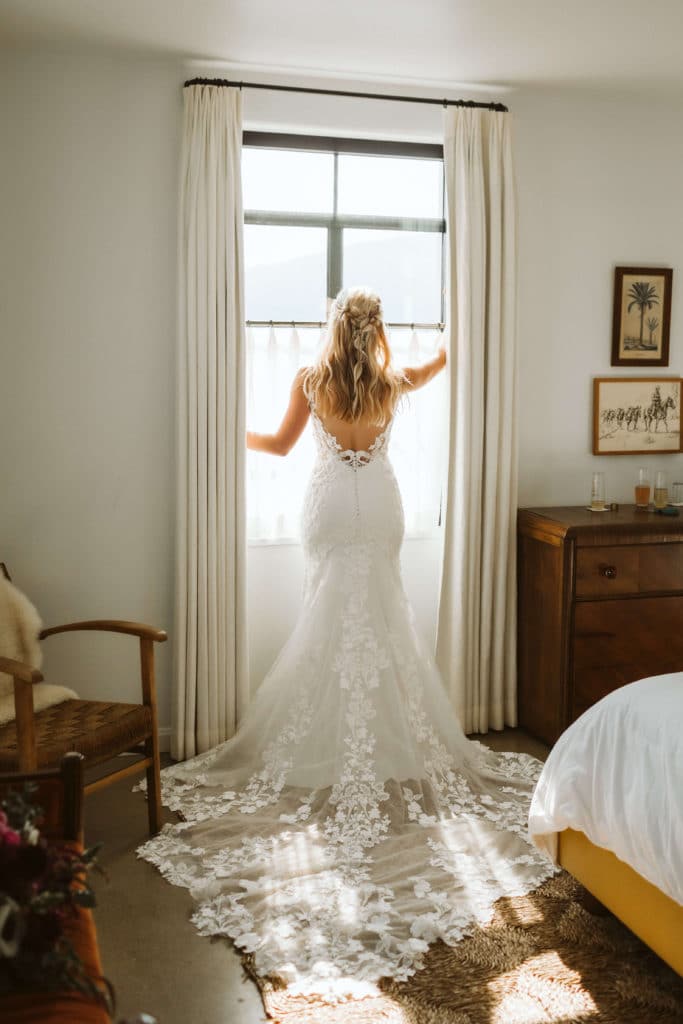 Bride portraits at the Common House in Chattanooga. Photo by OkCrowe Photography.