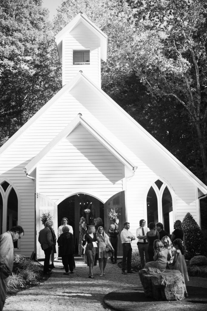 Wedding ceremony at the open-air Chapel at Firefly Lane. Photo by OkCrowe Photography.