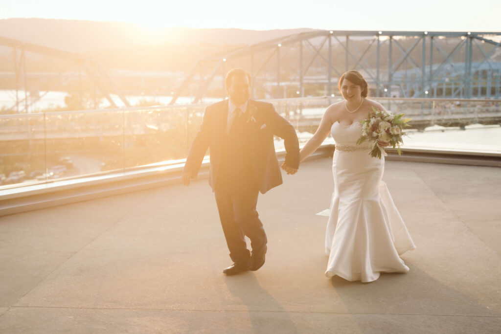 Sunset newlywed photos on the Hunter Museum's 24 Hour Terrace. Photo by OkCrowe Photography. 