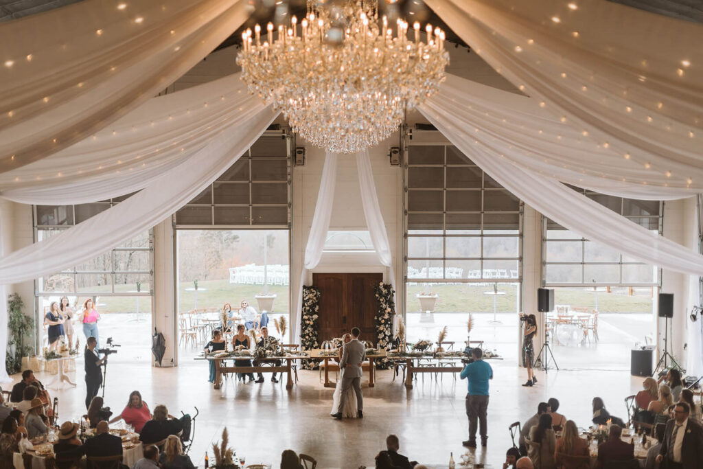 Wedding at the Pavilion at Howe Farms. Photo by OkCrowe Photography.