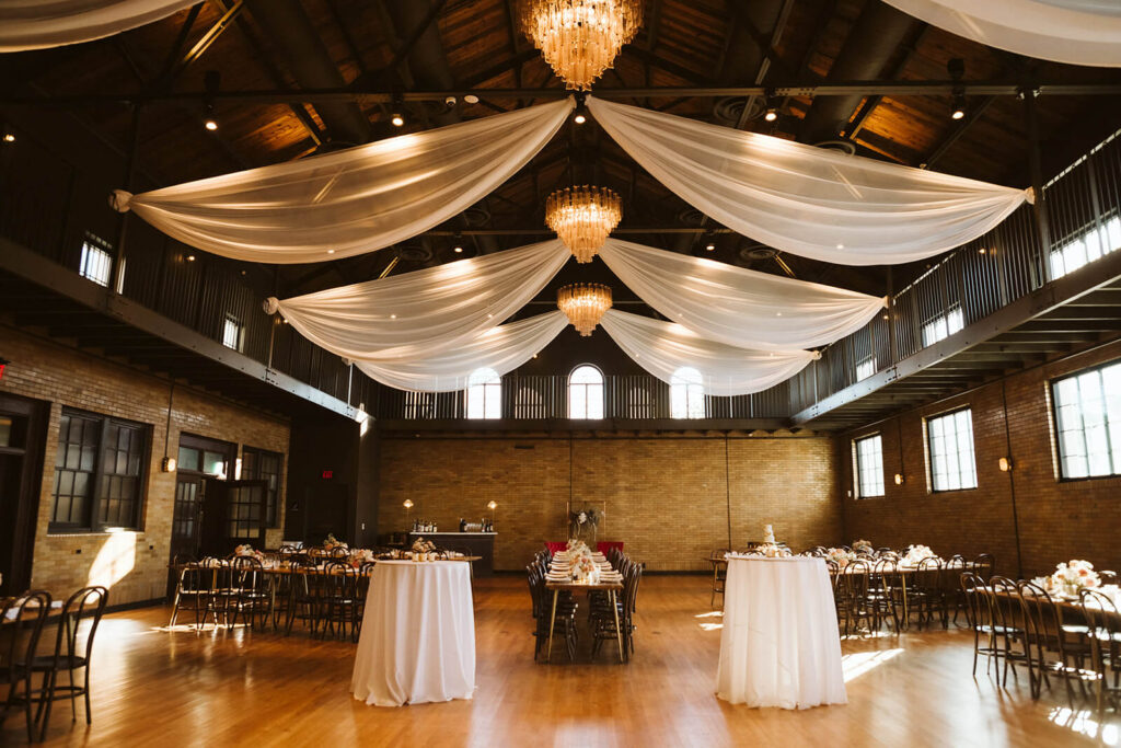 Wedding ceremonies and receptions at the Common House Chattanooga. Photo by OkCrowe Photography.