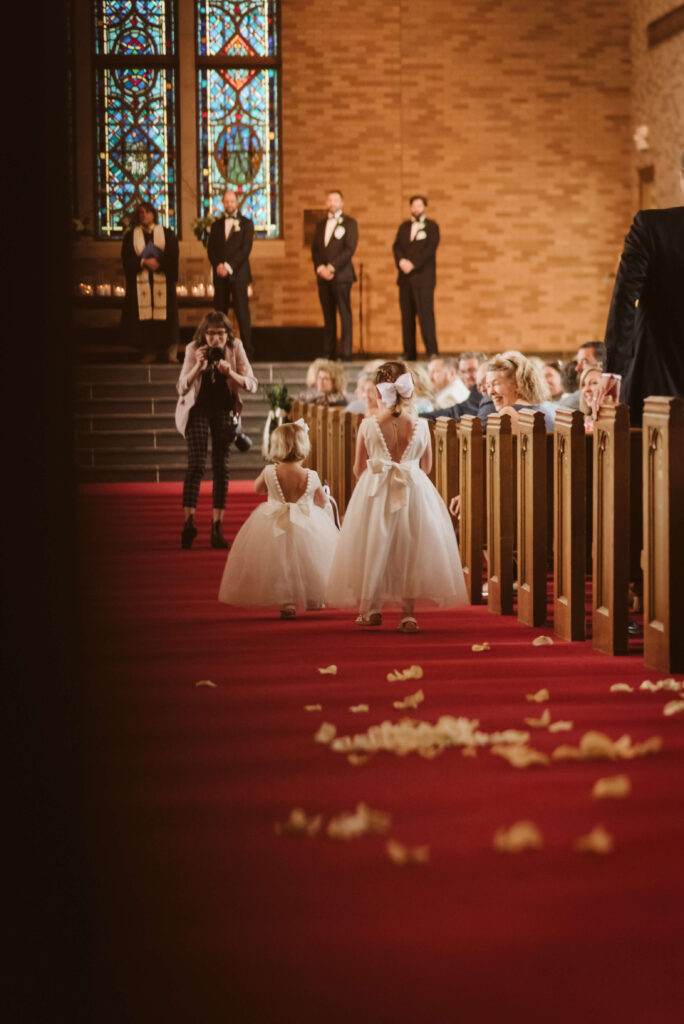 Wedding ceremony in the Alumni Chapel of the Baylor School in Chattanooga. Photo by OkCrowe Photography.