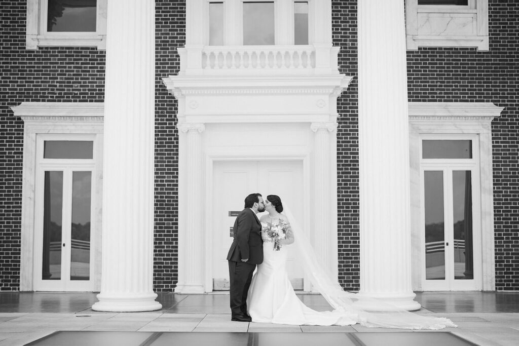 First look session outside the Hunter Mansion at the Hunter Museum in Chattanooga. Photo by OkCrowe Photography. 