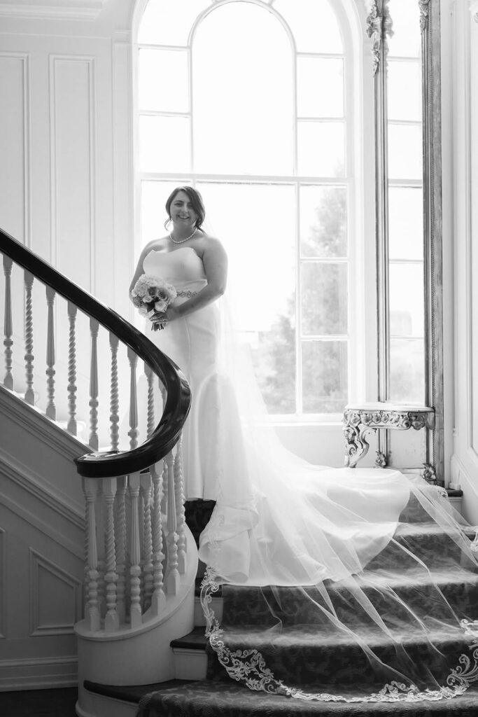 Bridal mini session in the Hunter Mansion at the Hunter Museum in Chattanooga. Photo by OkCrowe Photography. 