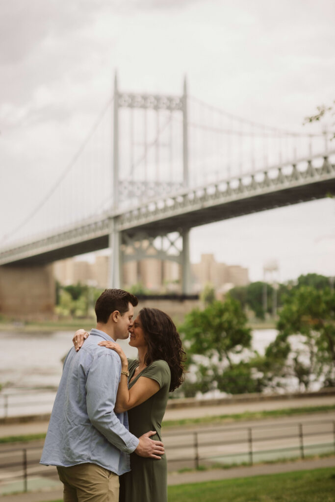 A casual engagement session in Astoria Park. Photo by OkCrowe Photography.