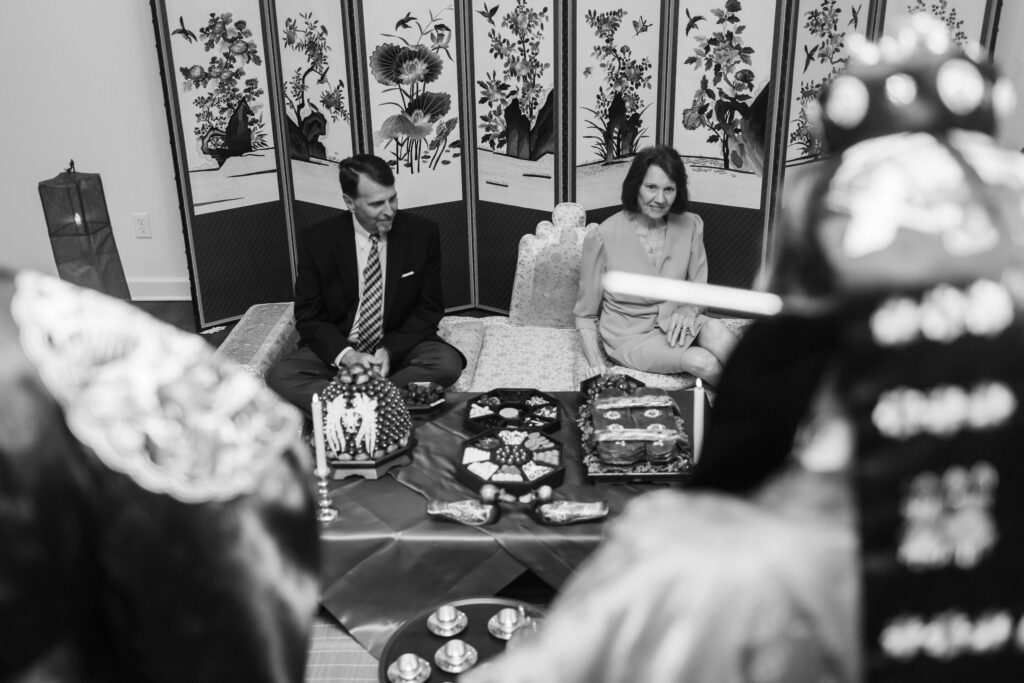 Korean Pae Baek ceremony in the bridal suite of the Venue Chattanooga. Photo by OkCrowe Photography.