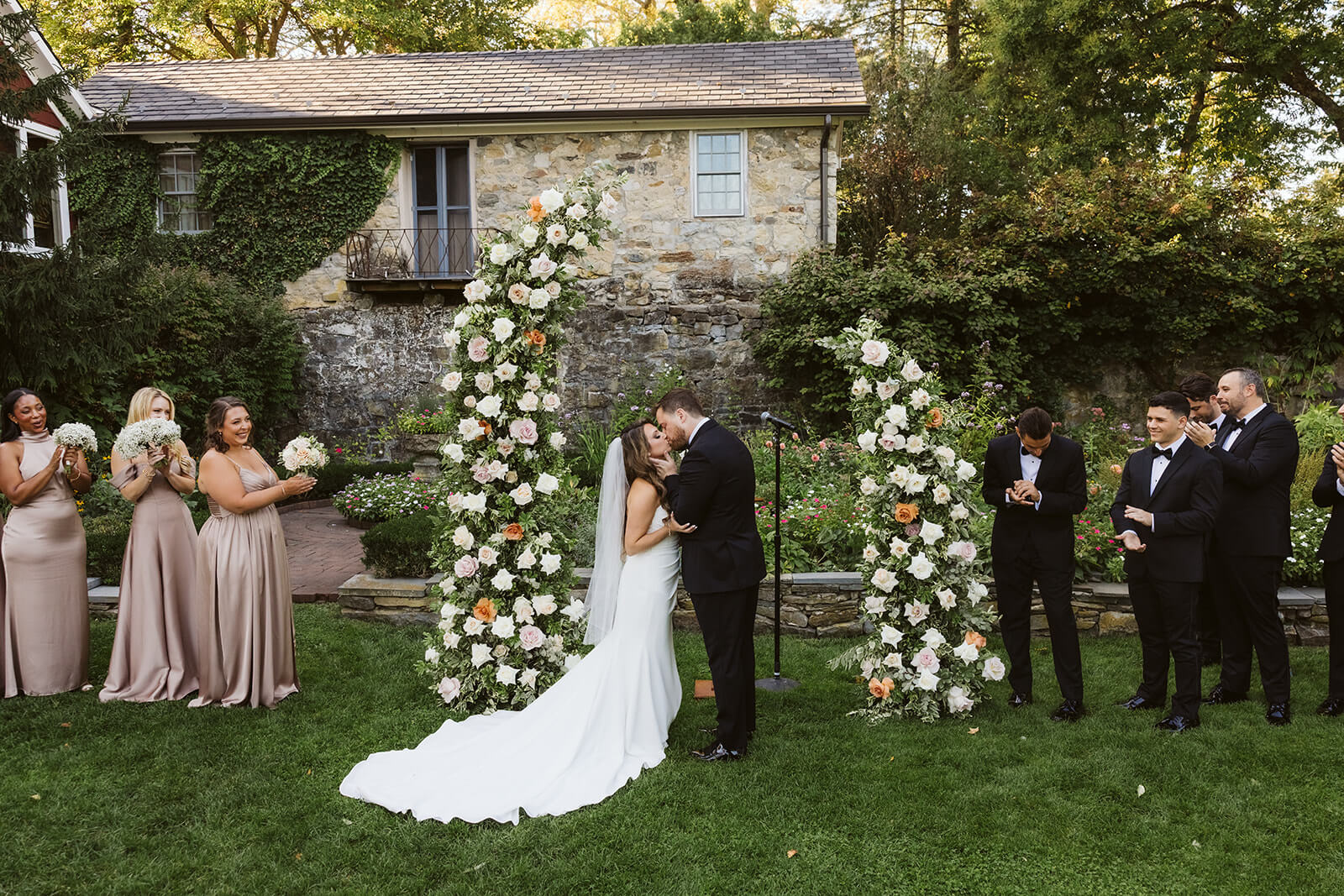 Wedding ceremony at Crossed Keys Estate. Photo by OkCrowe Photography. 