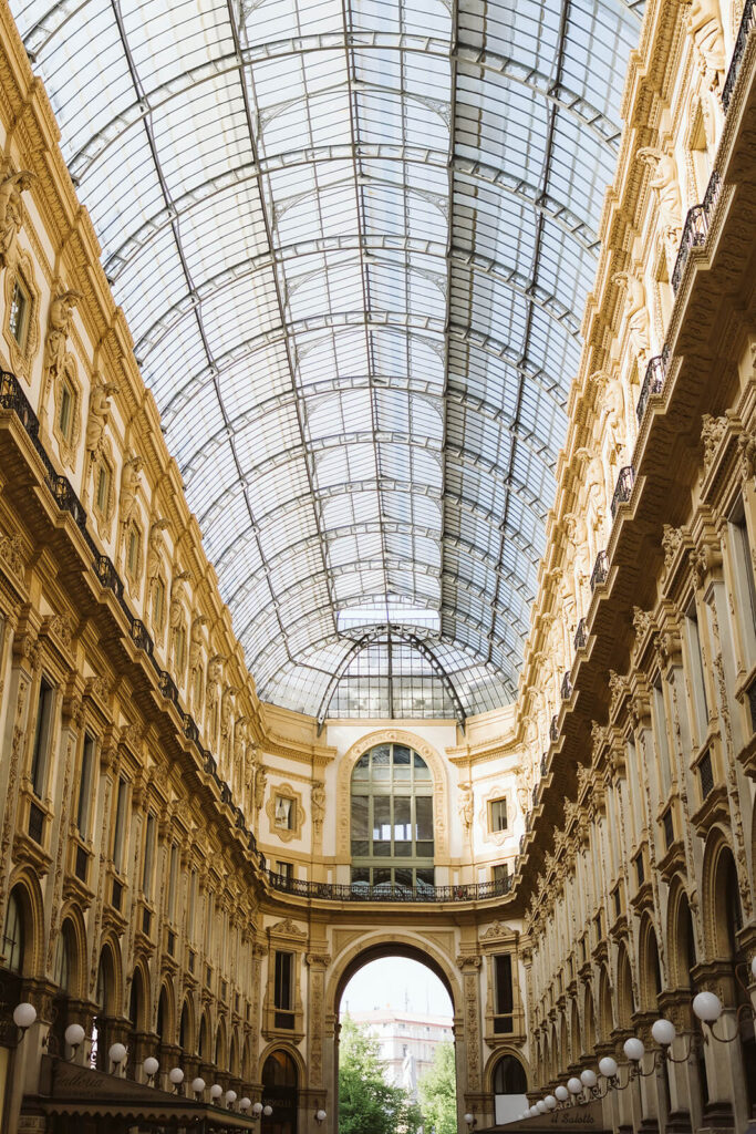Sightseeing and shopping in Milan. Photo by OkCrowe Photography. 