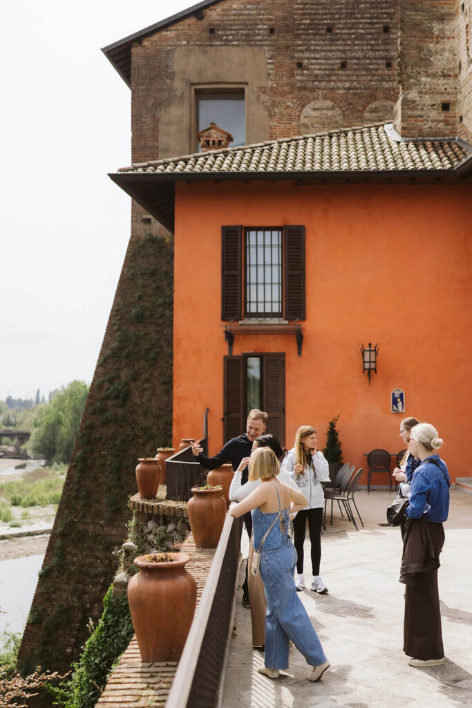 Walking tour of the Cassano d’Adda neighborhood. Photo by OkCrowe Photography. 