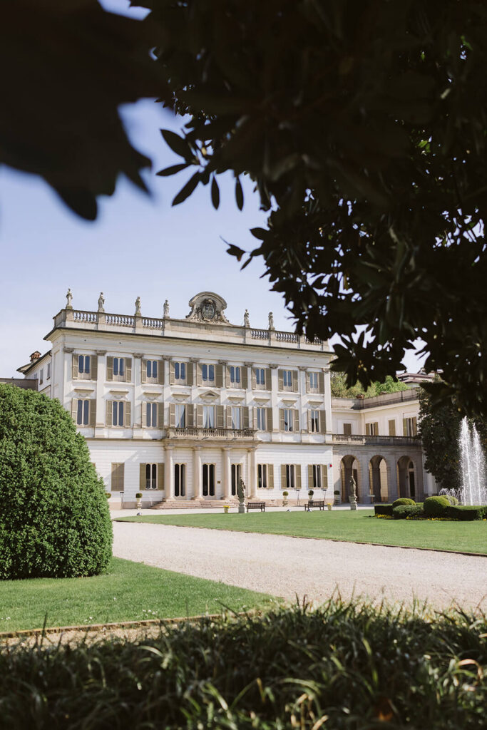 Tour of Castello's sister property the Villa Borromeo. Photo by OkCrowe Photography. 