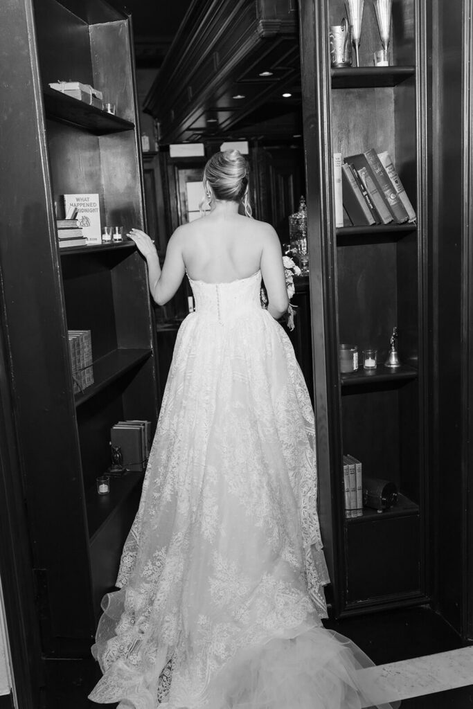 Bride and groom portraits at the Midnight Room, the hidden speakeasy at the Mansion at Oyster Bay. Photo by OkCrowe Photography.